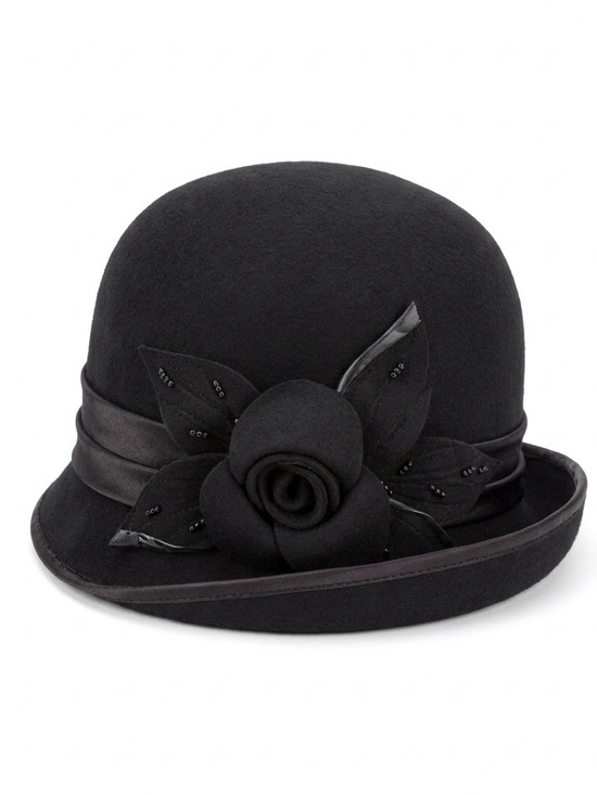 Accessories - Vintage Style Black Cloche Hat